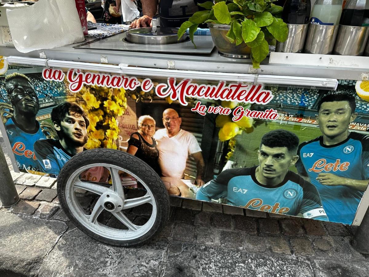 A Cas Ra Nonna Nápoles Exterior foto