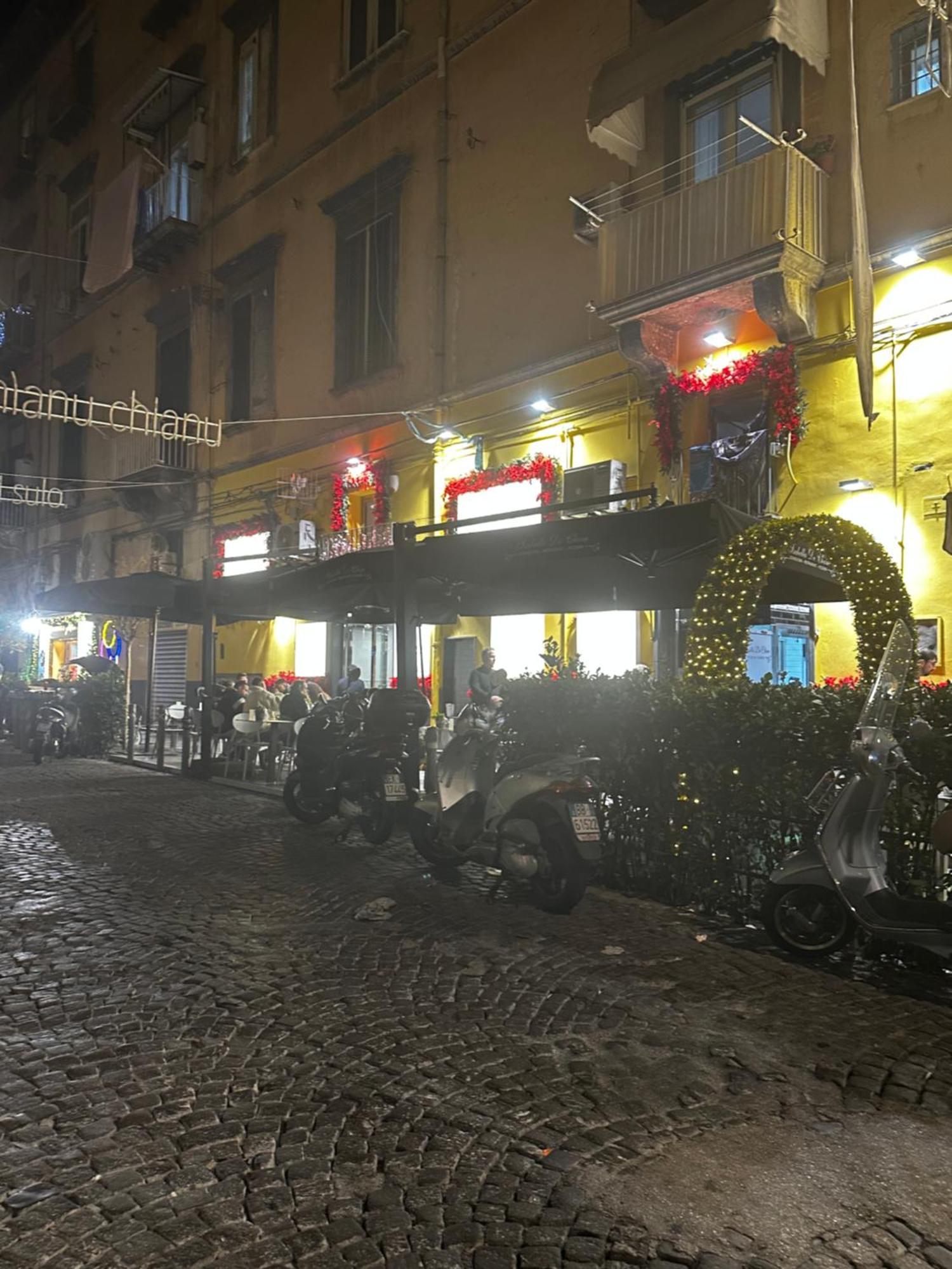 A Cas Ra Nonna Nápoles Exterior foto